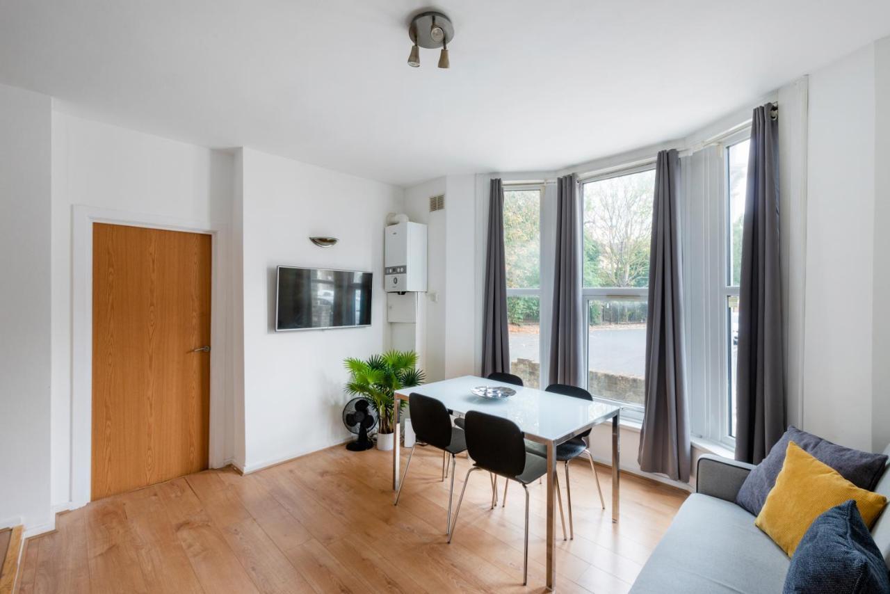 Apartments In Brixton Next Door To Brockwell Park Londen Buitenkant foto