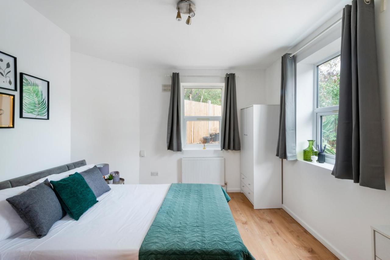Apartments In Brixton Next Door To Brockwell Park Londen Buitenkant foto