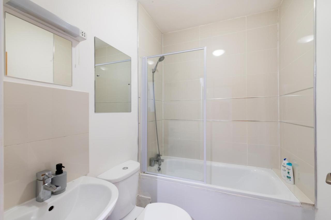 Apartments In Brixton Next Door To Brockwell Park Londen Buitenkant foto